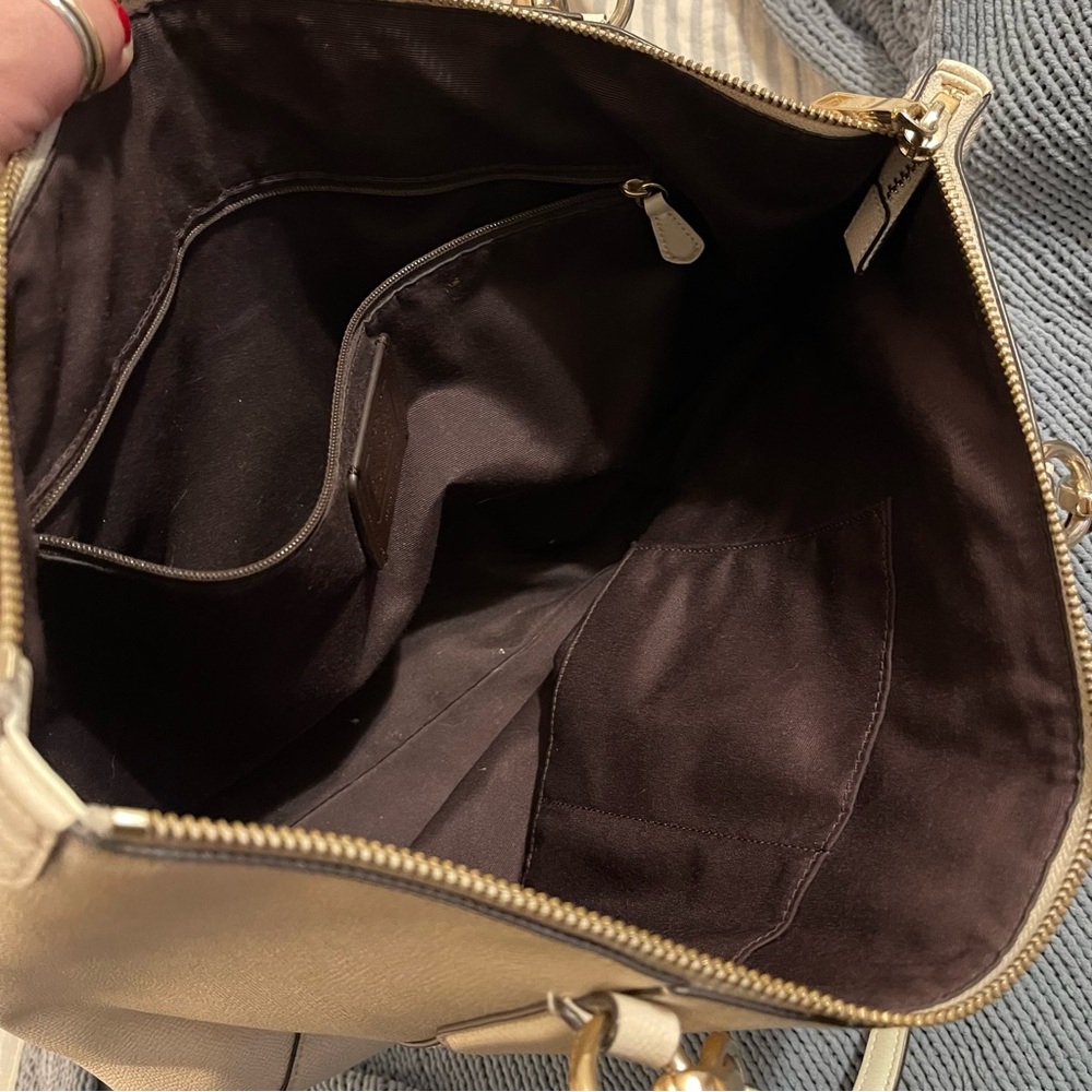 Coach Ava Beige/Shimmer Leather Vintage Tote Bag - Picture 15 of 16